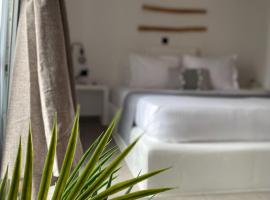 THIRAMNA Apts KYTHNOS, alojamento em M&eacute;richas