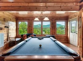 Pigeon Forge Retreat by Venture Smoky Mountains，鴿子谷的飯店