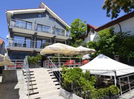 Vila Galleon, hotel in Costinesti