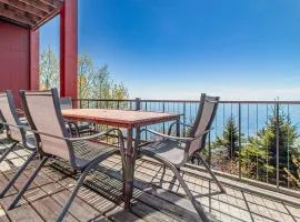 Incredible Views w Garage on Lake and bike trail