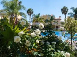 Sunny Escape w Pool & Garden by The Coast Exclusive Rentals