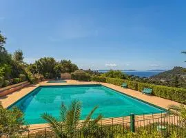 Apartment Les Mas de Pramousquier-14 by Interhome