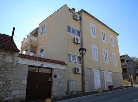 Apartments Vila&Zora, Hotel in Vodice