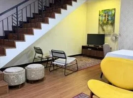 Rose & Ross Homestay Taman Mutiara Rini