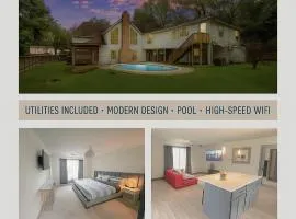 Furnished 7BR Home with Pool - Executive-Style, North Housto
