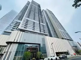 Shiguang ONE International Apartment KKone Futian Port Branch
