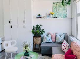 Boutique Hideaway in Laoag City, hotel v destinaci Sagneb
