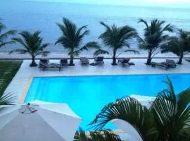 Villa In Great Location - Sea Front