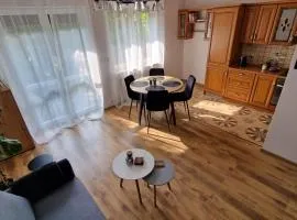 Apartament z ogródkiem