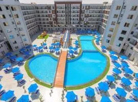 ZAHARA Lux Suites Private Beach Down Town