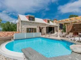 Villa Kameni Cvijet - Makarska by Villas Guide