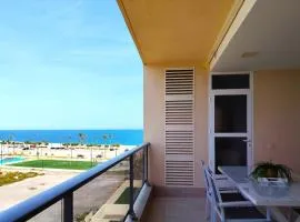 Mar y Sal 8, 1º Línea de playa, 2 hab, terraza con vistas al mar y garaje