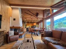 Alpine Loft, Central, Balcony, Parking, Family,PS5