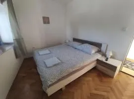 Aretha apartman i sobe