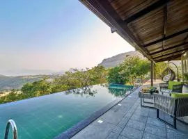 SaffronStays Blissfort