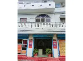 Sri Gundicha Lodge, Puri