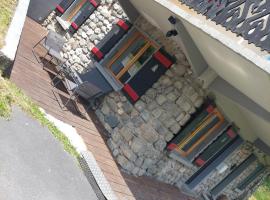 Appartement adapté PMR 4 personnes Saint Gervais les Bains, Hotel in Saint-Gervais-les-Bains