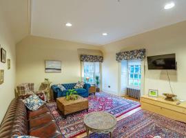 Penninghame Estate - Stewart Apartment, hotel in Challoch