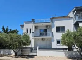 Nias Apartments 103