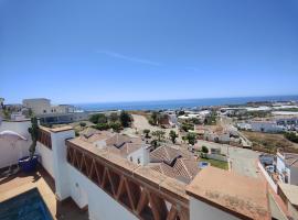 AP418 Villa Marivi, отель в городе Торрокс-Коста