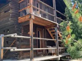 Les Mazots du Hameau des Biquettes - Charme Alpin et Cuisine équipée