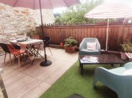 Appartement cosy en cœur de bourg, Hotel in La Plaine-sur-Mer