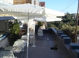 Villa Teo, hotel en Kalamata