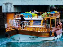 Beach Boys Luxury, barco en Manavgat