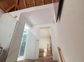 Stylish townhouse with gallery in the heart of Tavira for two