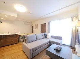9min to Nishi 18 chome station up to 7ppl 3bed 1large sofa bed