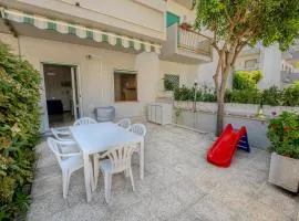 appartamento con giardino esclusivo