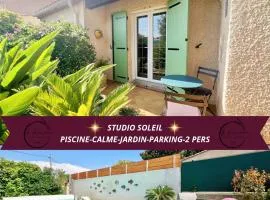 Studio Soleil - Piscine, Parking, Jardin, Calme, Wifi, 2 personnes