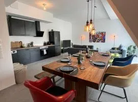 Design am Rhein I Zentral I Aufzug I Balkon I Parken