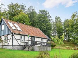 Awesome Home In Östra Sönnarslöv, πολυτελές ξενοδοχείο σε Östra Sönnarslöv