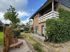 1 Bedroom Gorgeous Home In Zoutelande