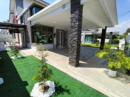 Melaka cheng 10pax,KTV&BBQ BANGLOW HOUSE