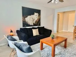 Heart Downtown 2BD NEW Paint floor CITY View LM207