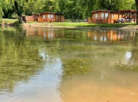 Lakeside Lodge 2, With Log burning Hot tub, cabin in Everton