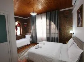 Hotel Boutique BUZI