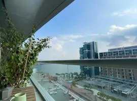 2BR with Breathtaking Sea View Yas Proximity