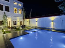 Turon City Hotel, hotel near Samarkand Airport - SKD, Samarkand