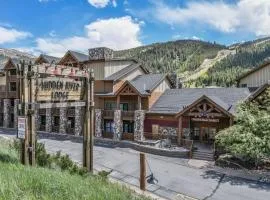 Hidden River Lodge 5965 by SummitCove Lodging
