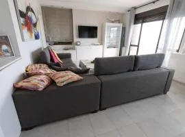 CT 383 GR - Faro's Almuñecar Beachfront for 4