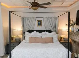 5th East Hall Bed & Breakfast
