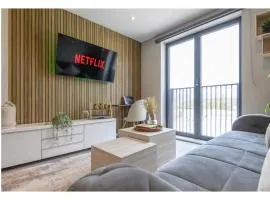 Springwell Suite - City Centre - Balcony & Pool Table - 3 Bed