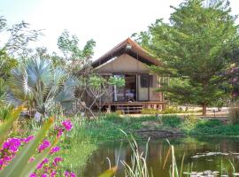 Le Lodge des Papillons - Tente "Partage", luxusní kemp v destinaci Rufisque