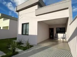 Casa completa e aconchegante com fácil acesso ao aeroporto