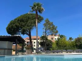 Appt neuf 2-4 pers avec loggia - Piscine chauffée - Bord de mer - Corse du Sud- Bonifacio