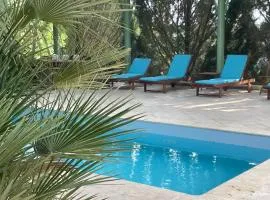 Domaine Spa Perret-Au Calme-Château ArtDéco MasterSuite B&B et-ou Gîte de Charme-À3Mn Giverny-Jardins Monet-Le Vexin-Piscine Été-Parc 3Ha-Aire Enfants-PingPong-Options Dîner-Billard-Massage-Yoga-Coaching-Fitness-Sauna-Hammam-Promo 2Nuits 1HJacuzzi Offerte