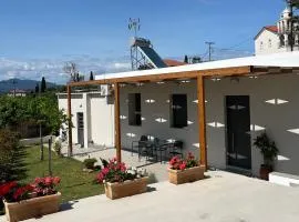 Platanos House - Akritochori Foinikountas